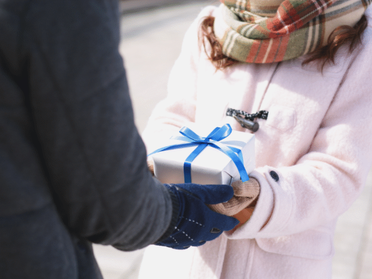 Valentine’s Day Gift Ideas: 15 Valentine Day Gifts Ideas Your Partner Will Love This Year